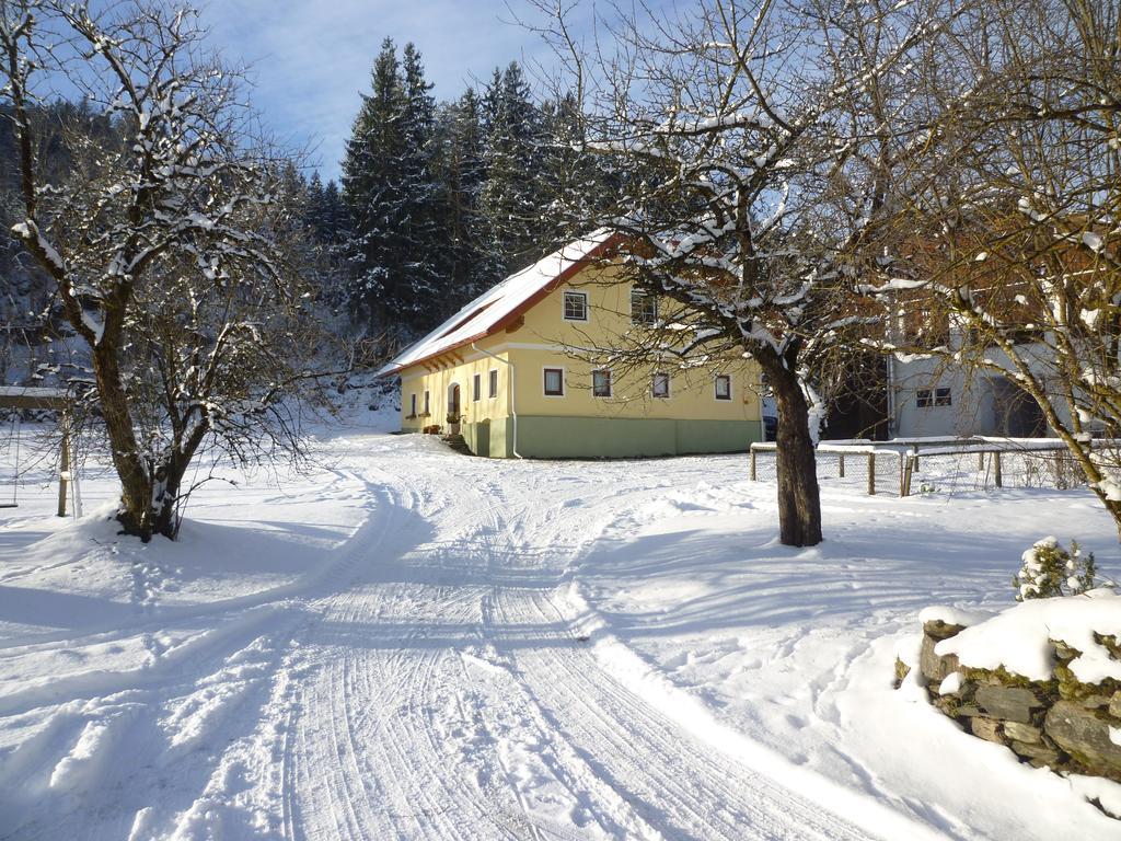 Ferien Am Talhof Otel Sankt Urban Dış mekan fotoğraf