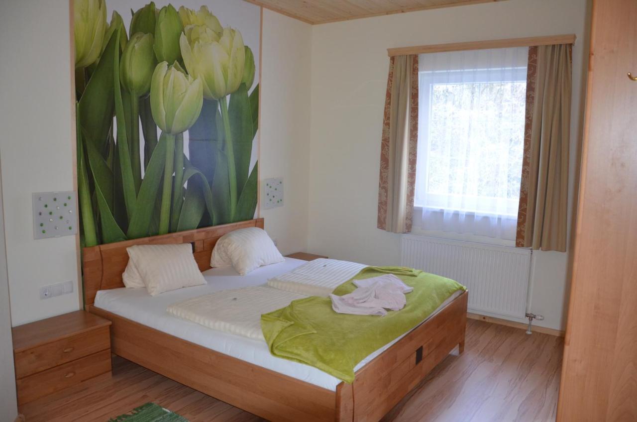 Ferien Am Talhof Otel Sankt Urban Dış mekan fotoğraf