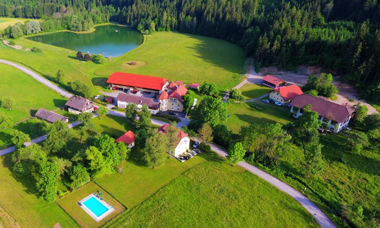 Ferien Am Talhof Otel Sankt Urban Dış mekan fotoğraf