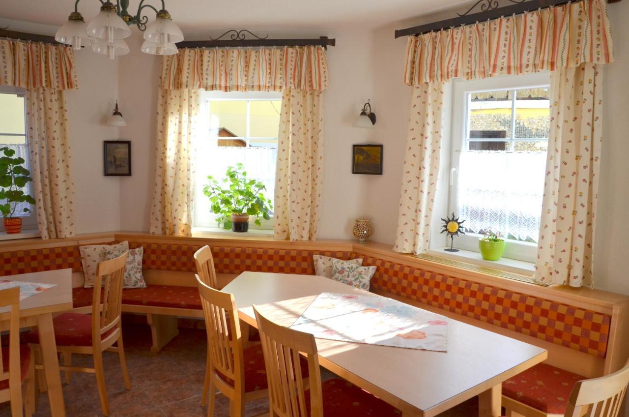 Ferien Am Talhof Otel Sankt Urban Dış mekan fotoğraf